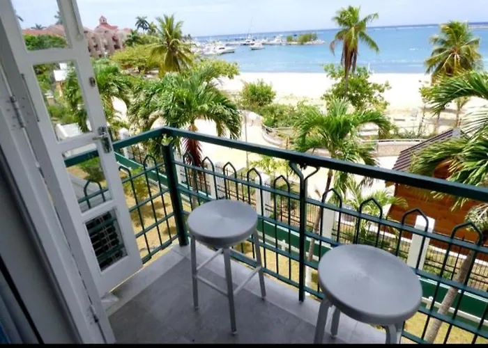 Beautiful Beachview 2 Bebroom Loft At Sandcastles Apartment Ocho Rios
