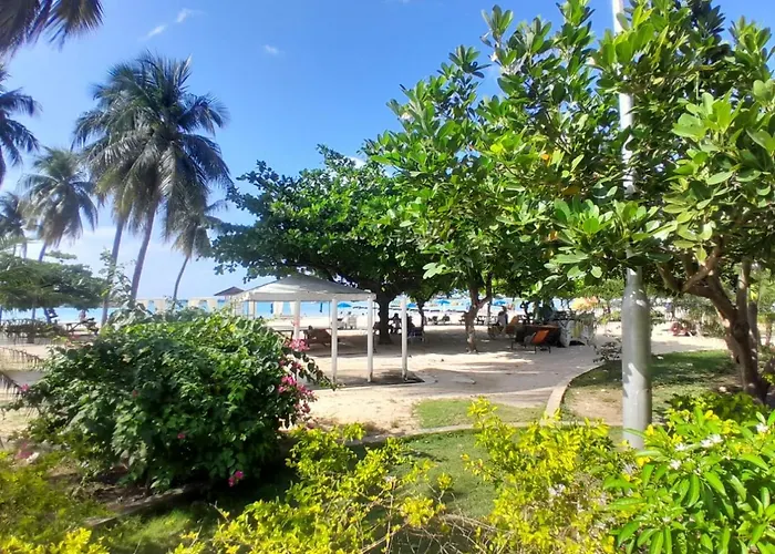 Beautiful Beachview 2 Bebroom Loft At Sandcastles * Ocho Rios