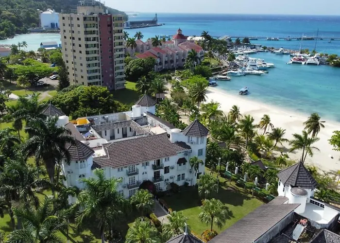 Beautiful Beachview 2 Bebroom Loft At Sandcastles Apartment